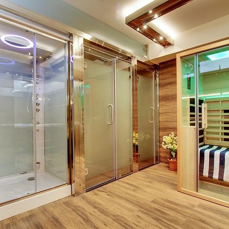 העיר בנגלור White Castle Boutique Apartment Hotel מראה חיצוני תמונה