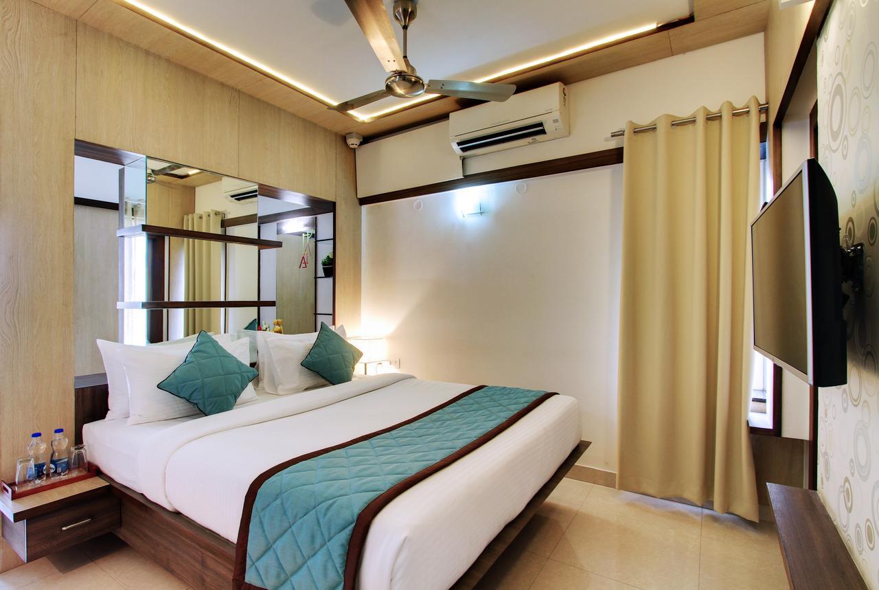 העיר בנגלור White Castle Boutique Apartment Hotel מראה חיצוני תמונה